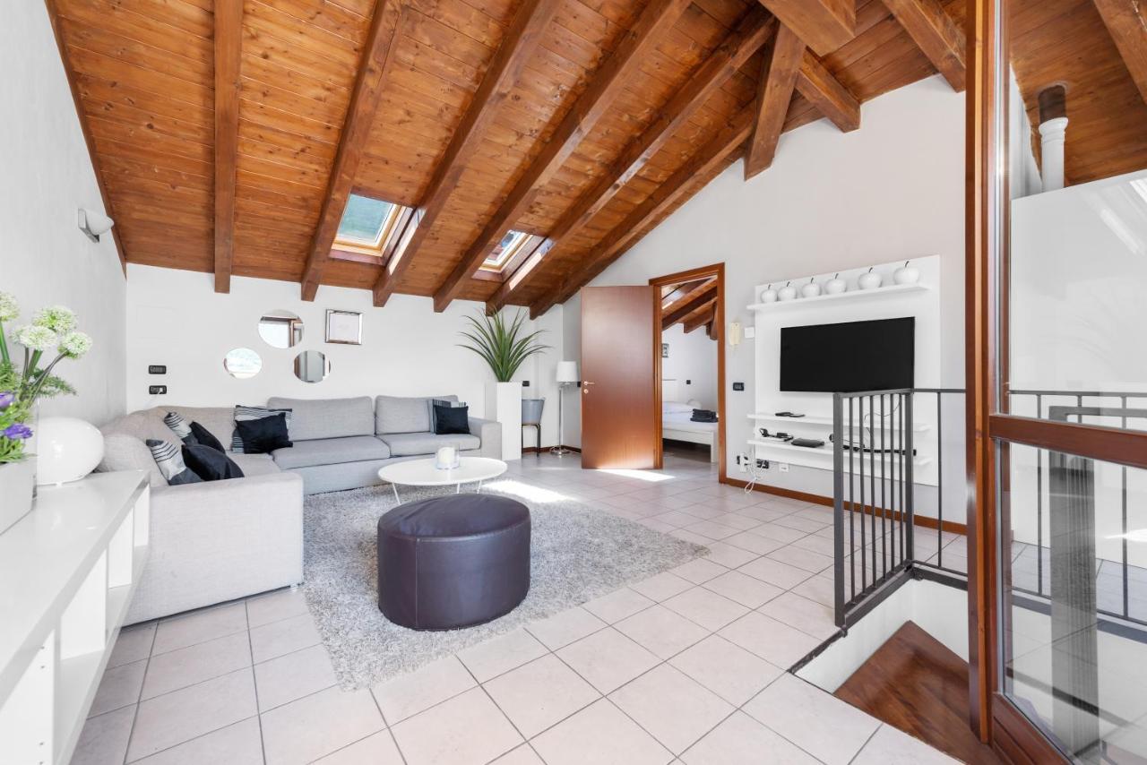 Casacamelia 35, 3 Bdrm With View Lake Como Apartment Acquaseria Exterior photo